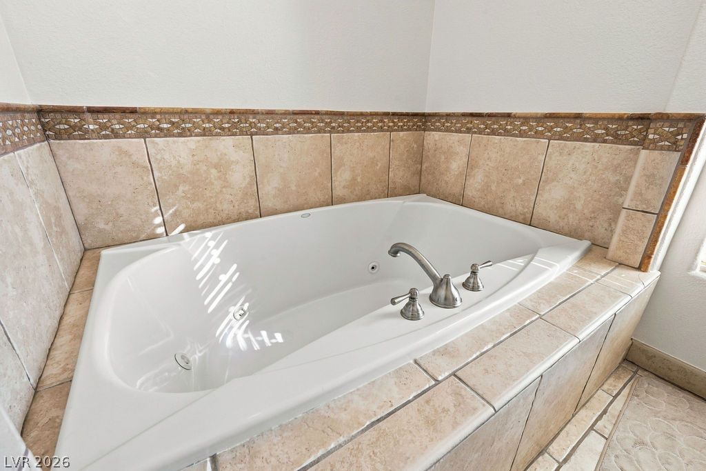 18 Via Visione 102 Henderson NV 89011