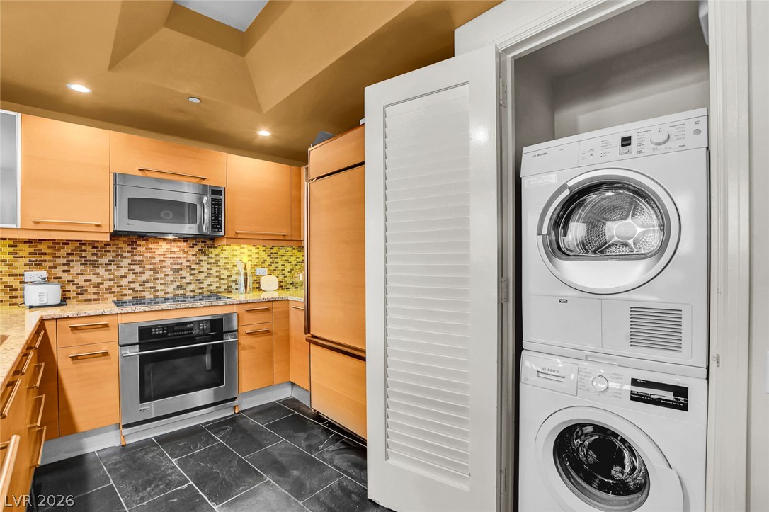 322 Karen Avenue 2301 Las Vegas NV 89109