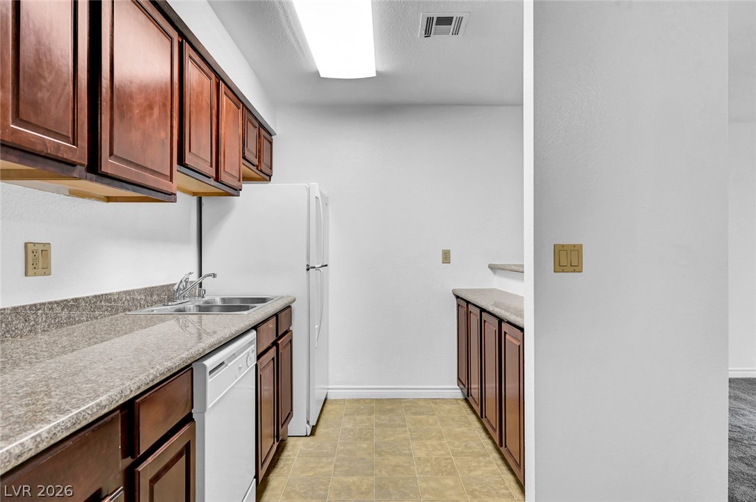 4340 Sandy River Drive 84 Las Vegas NV 89103
