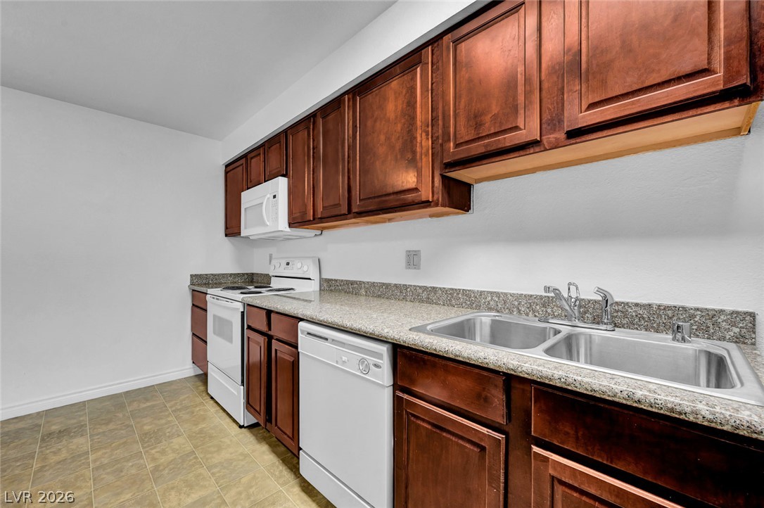 4340 Sandy River Drive 84 Las Vegas NV 89103