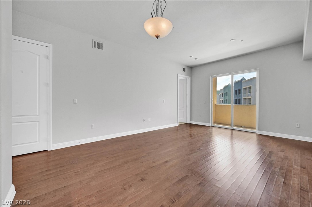 38 East Serene Avenue 304 Las Vegas NV 89123