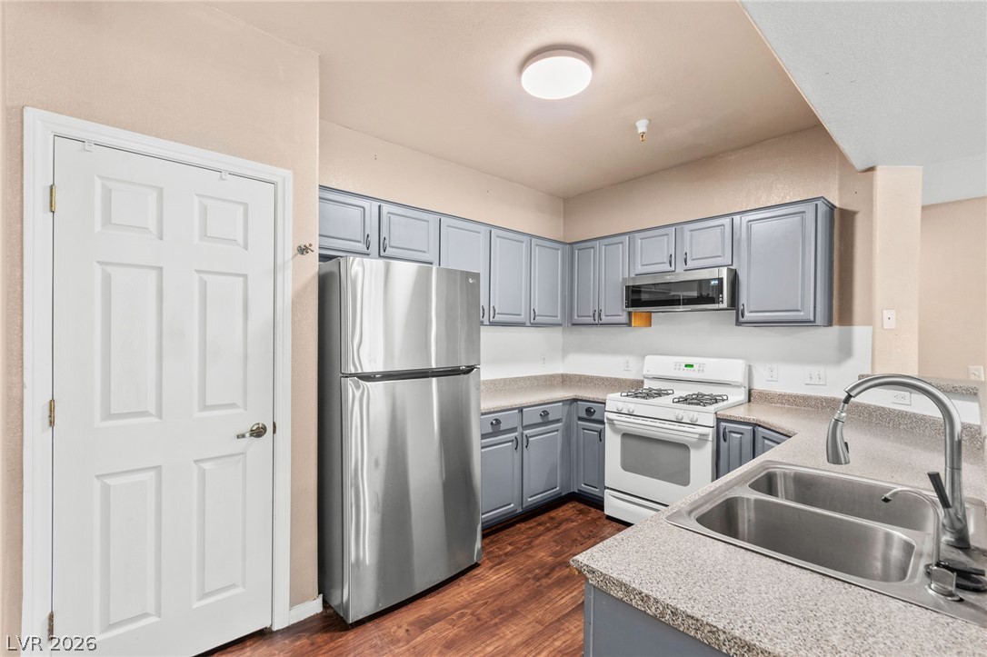 5855 Valley Drive 1043 North Las Vegas NV 89031