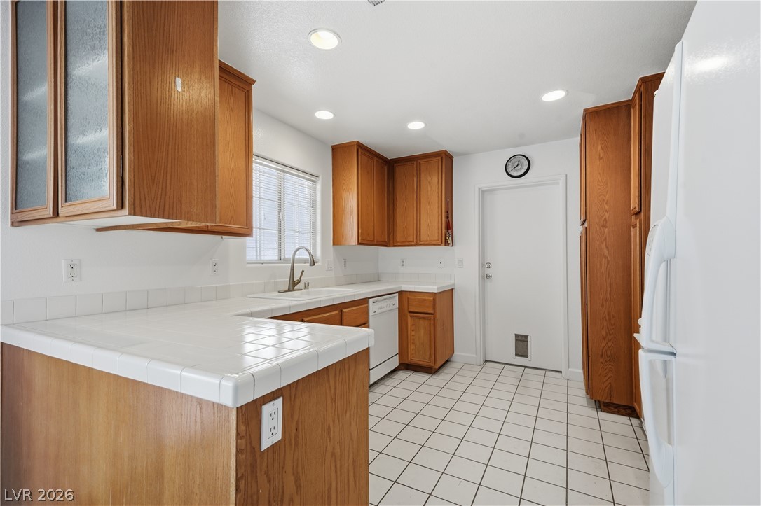 5449 Geneive Lane 102 Las Vegas NV 89108
