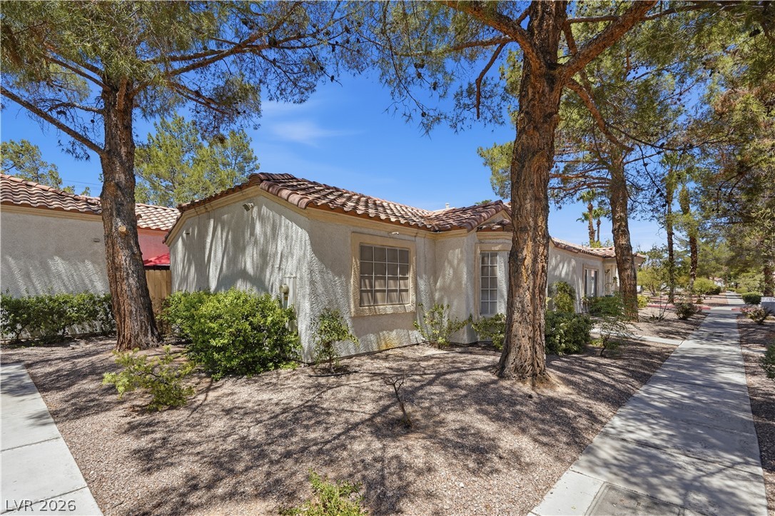5449 Geneive Lane 102 Las Vegas NV 89108