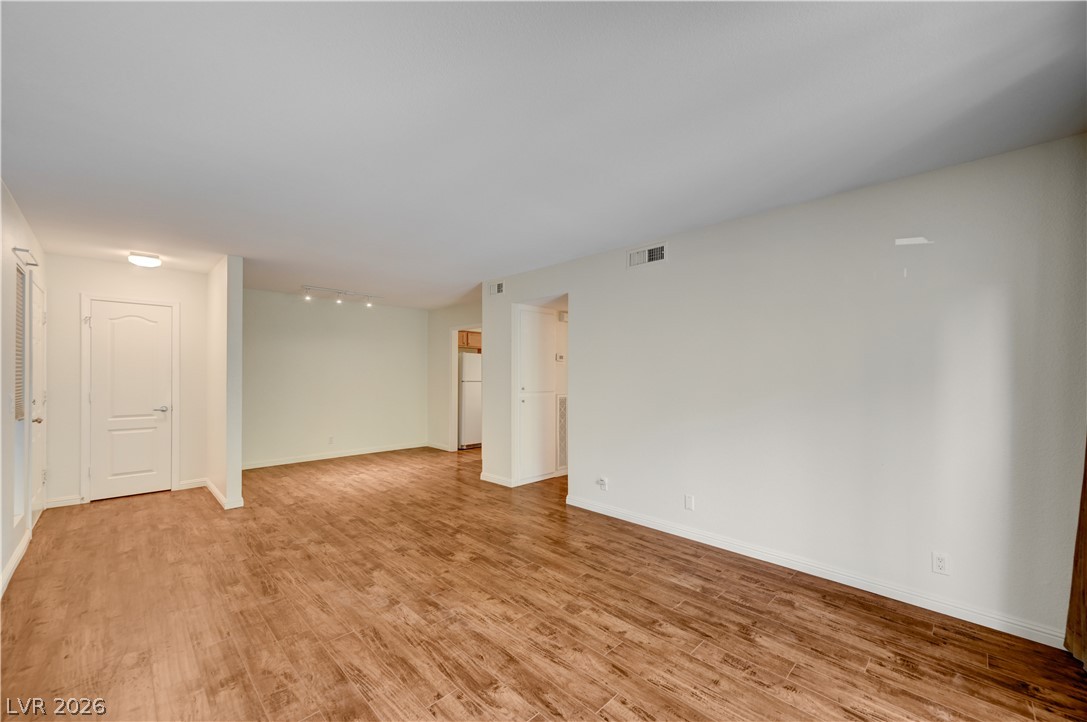 650 Oakmont Avenue 2113 Las Vegas NV 89109