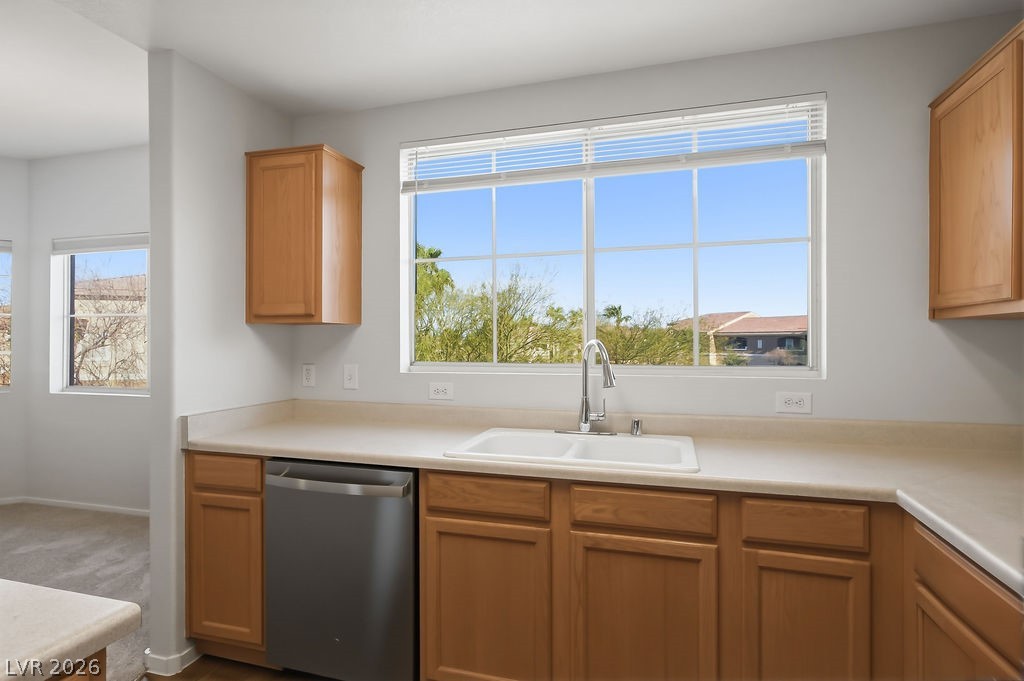 833 Aspen Peak Loop 2425 Henderson NV 89011