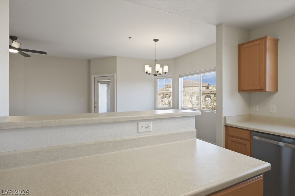 833 Aspen Peak Loop 2425 Henderson NV 89011
