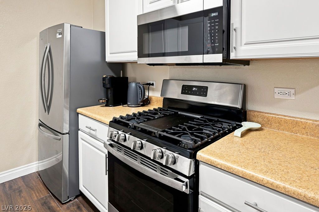 8250 North Grand Canyon Drive 1006 Las Vegas NV 89166