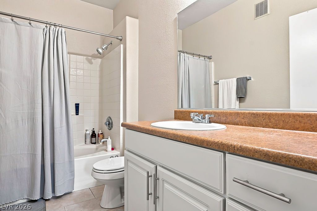 8250 North Grand Canyon Drive 1006 Las Vegas NV 89166