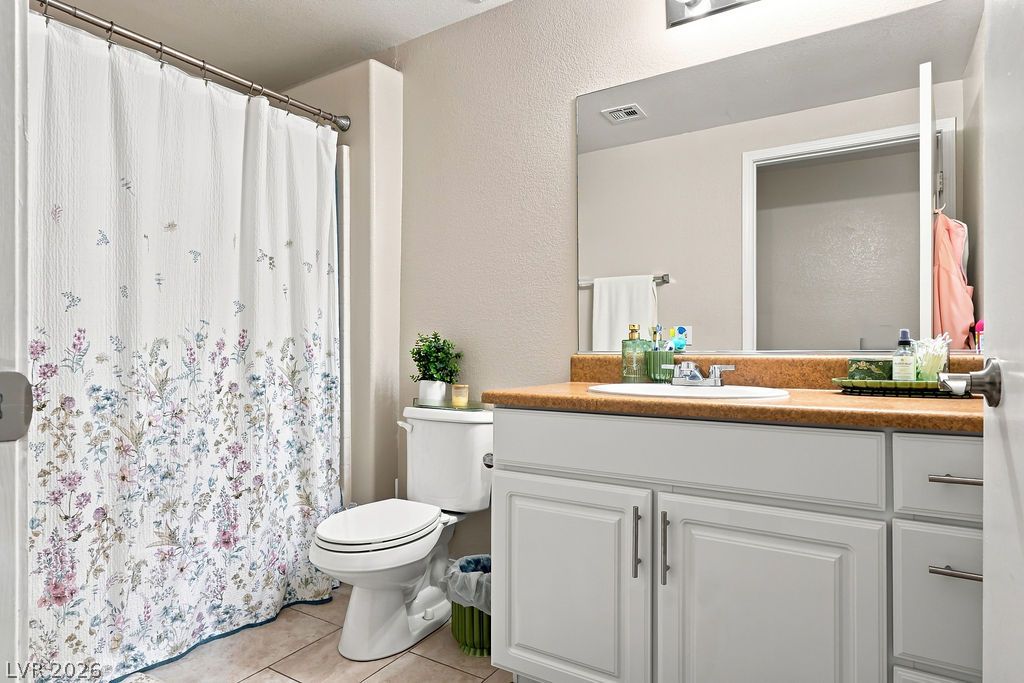 8250 North Grand Canyon Drive 1006 Las Vegas NV 89166