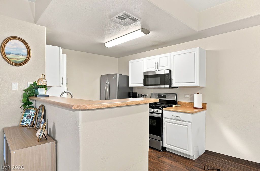 8250 North Grand Canyon Drive 1006 Las Vegas NV 89166