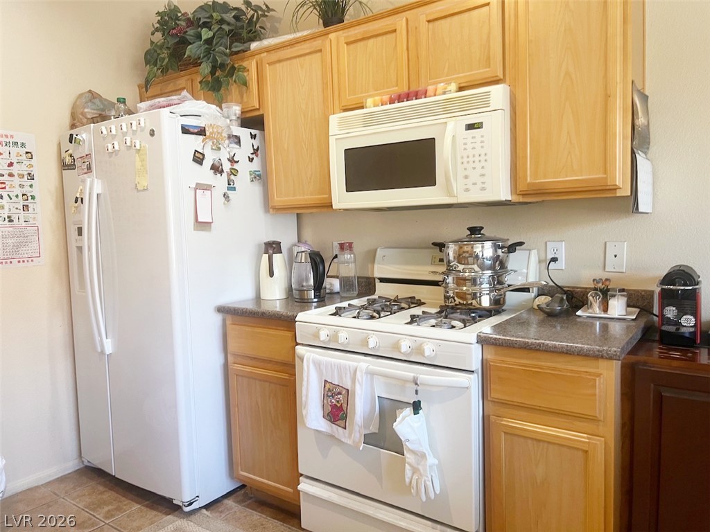 2305 West Horizon Ridge Parkway 1613 Henderson NV 89052