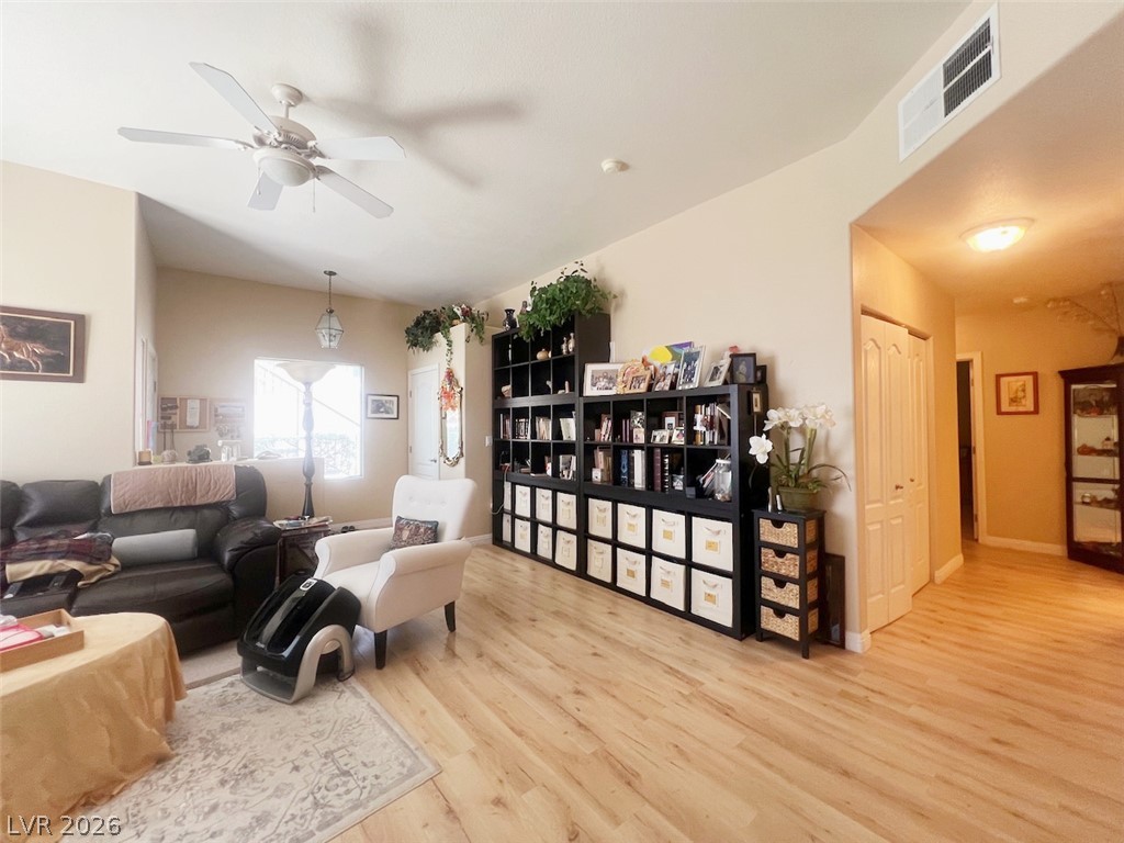 2305 West Horizon Ridge Parkway 1613 Henderson NV 89052