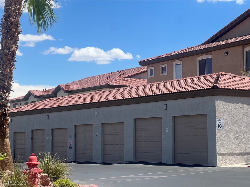 2305 West Horizon Ridge Parkway 1613 Henderson NV 89052
