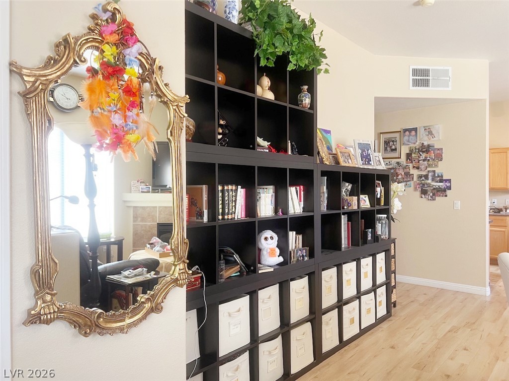 2305 West Horizon Ridge Parkway 1613 Henderson NV 89052