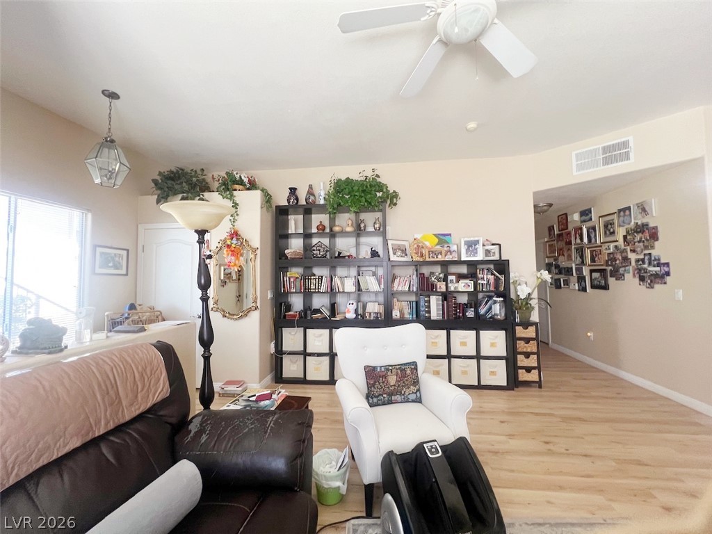 2305 West Horizon Ridge Parkway 1613 Henderson NV 89052