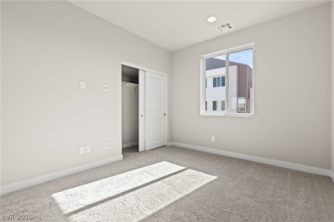 8629 Ensworth Street 106 Las Vegas NV 89123