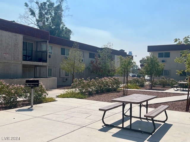5378 Swenson Street 21 Las Vegas NV 89119