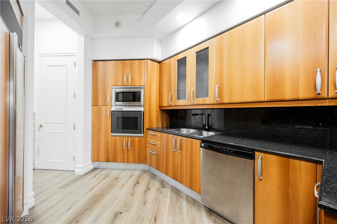 2747 Paradise Road 104 Las Vegas NV 89109