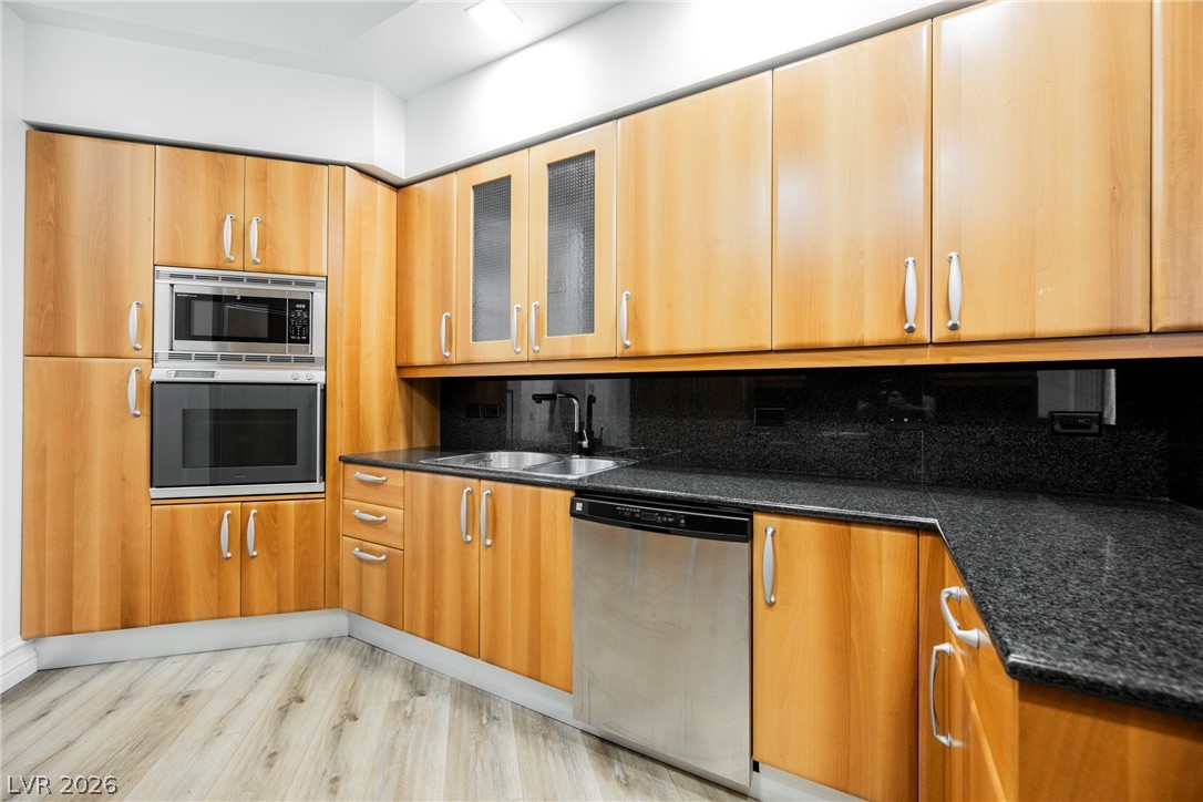 2747 Paradise Road 104 Las Vegas NV 89109