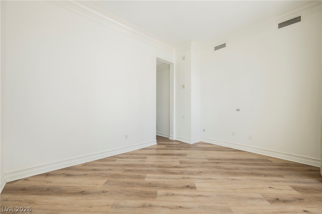 2747 Paradise Road 104 Las Vegas NV 89109