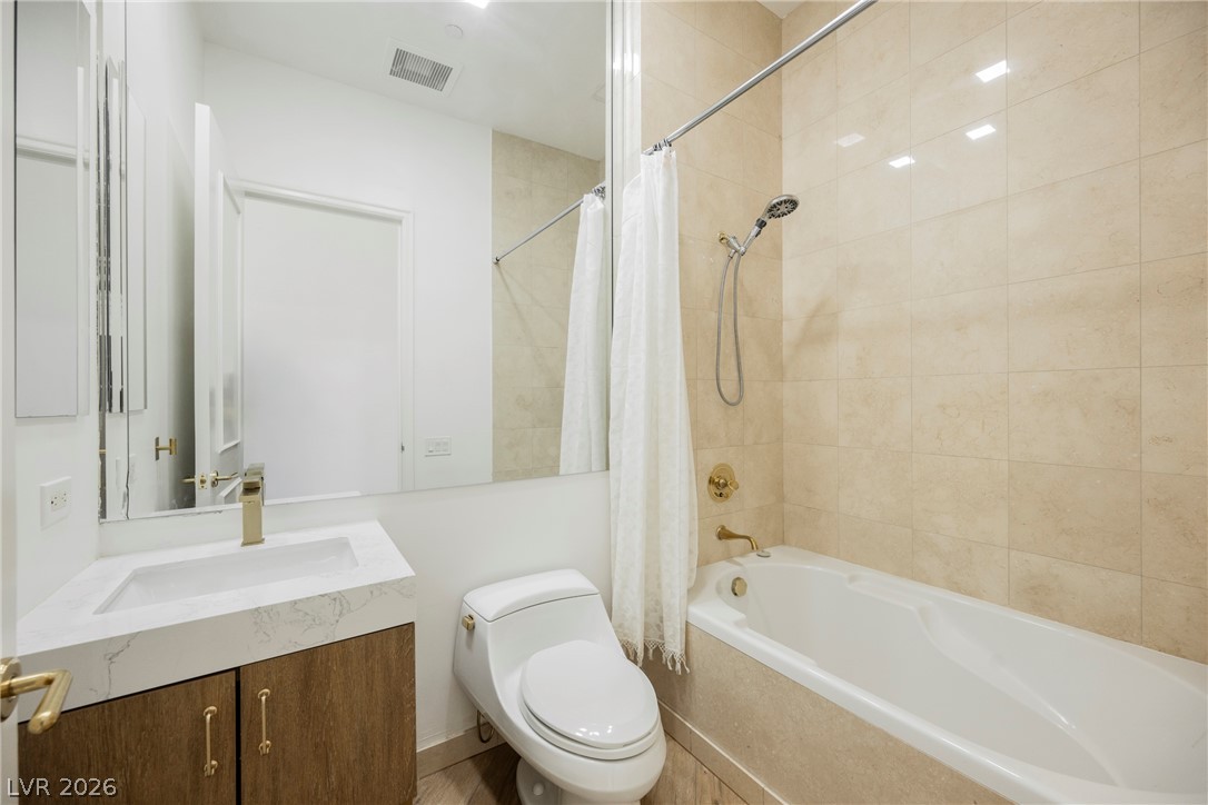 2747 Paradise Road 104 Las Vegas NV 89109