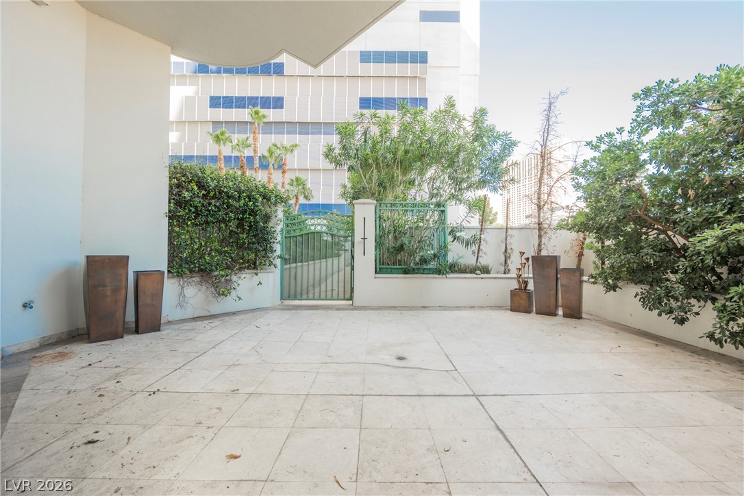 2747 Paradise Road 104 Las Vegas NV 89109