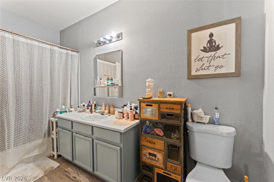 2041 Hussium Hills Street 207 Las Vegas NV 89108