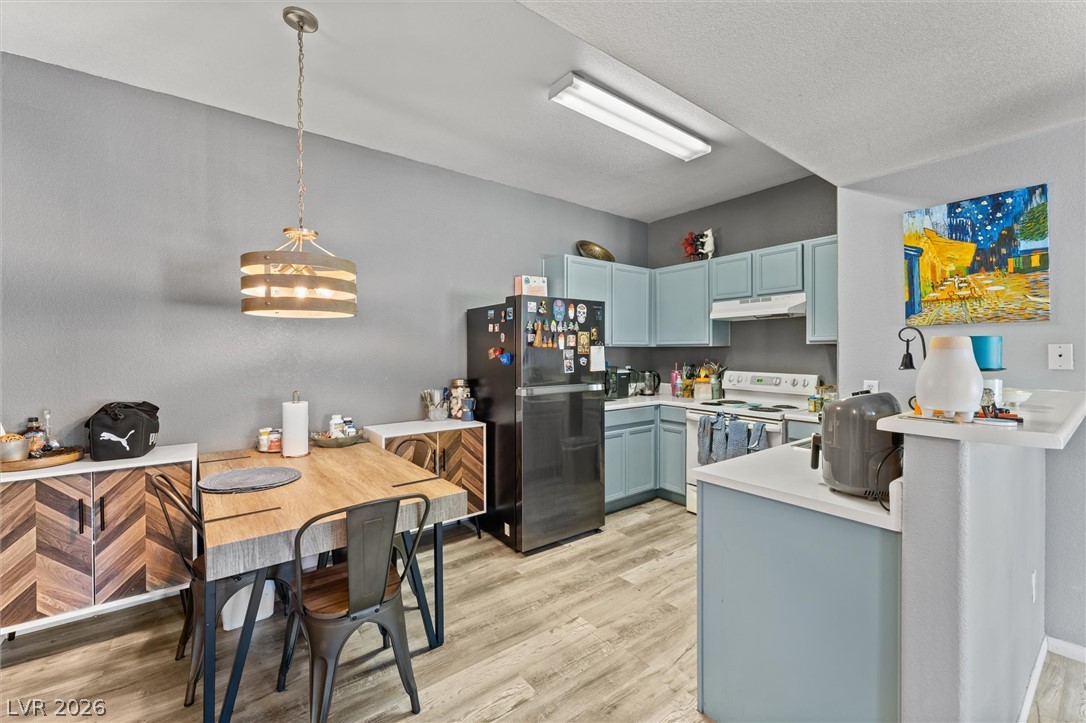 2041 Hussium Hills Street 207 Las Vegas NV 89108