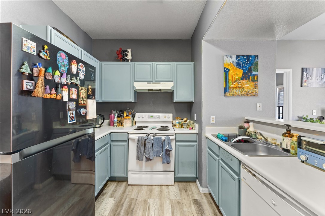 2041 Hussium Hills Street 207 Las Vegas NV 89108