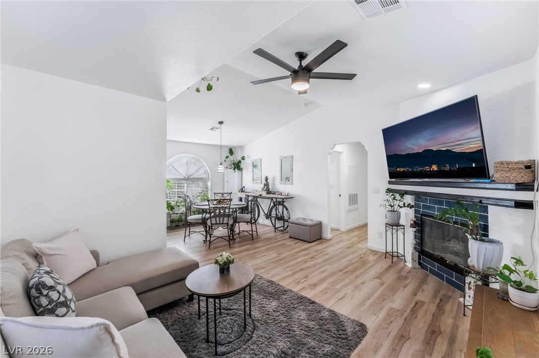 6808 Elm Creek Drive 201 Las Vegas NV 89108