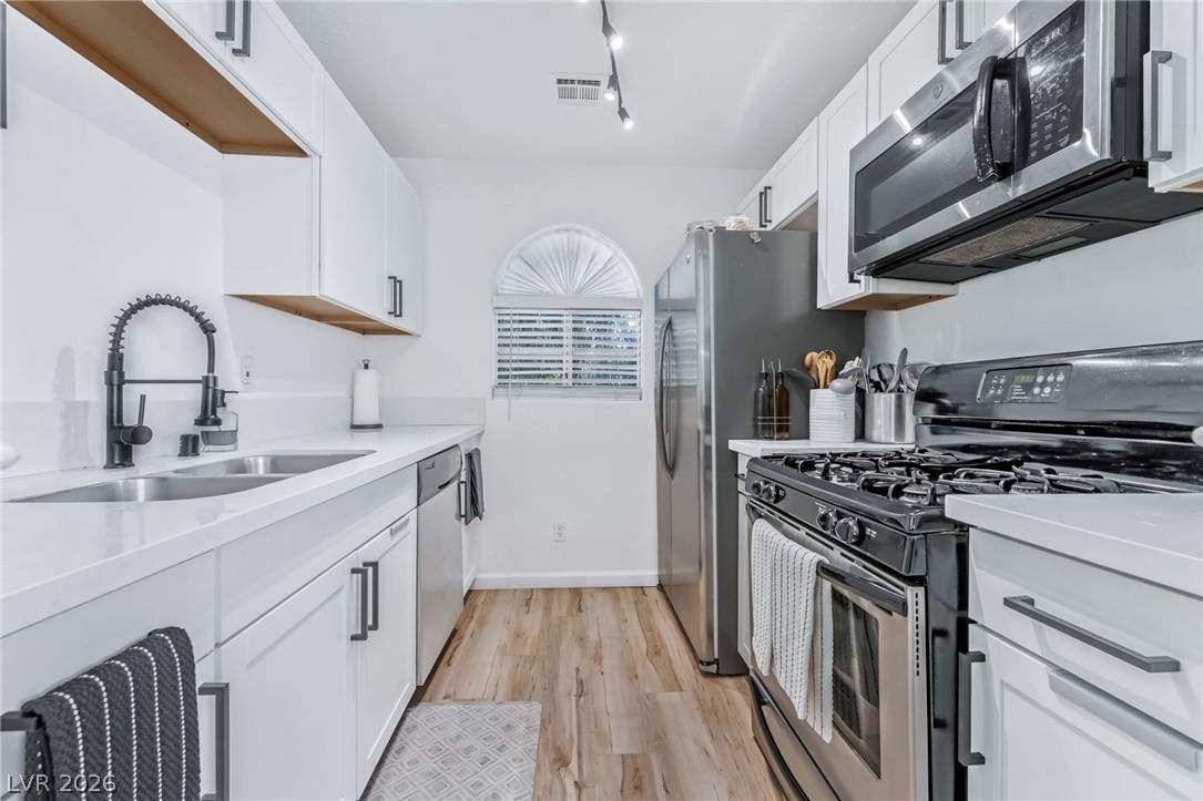 6808 Elm Creek Drive 201 Las Vegas NV 89108