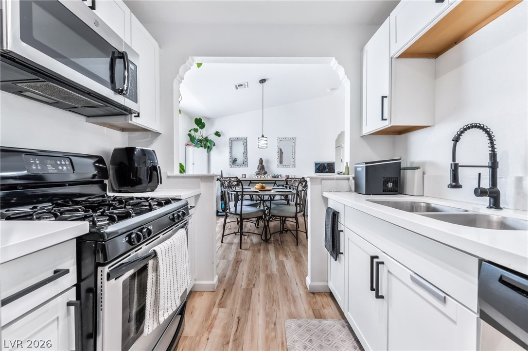 6808 Elm Creek Drive 201 Las Vegas NV 89108