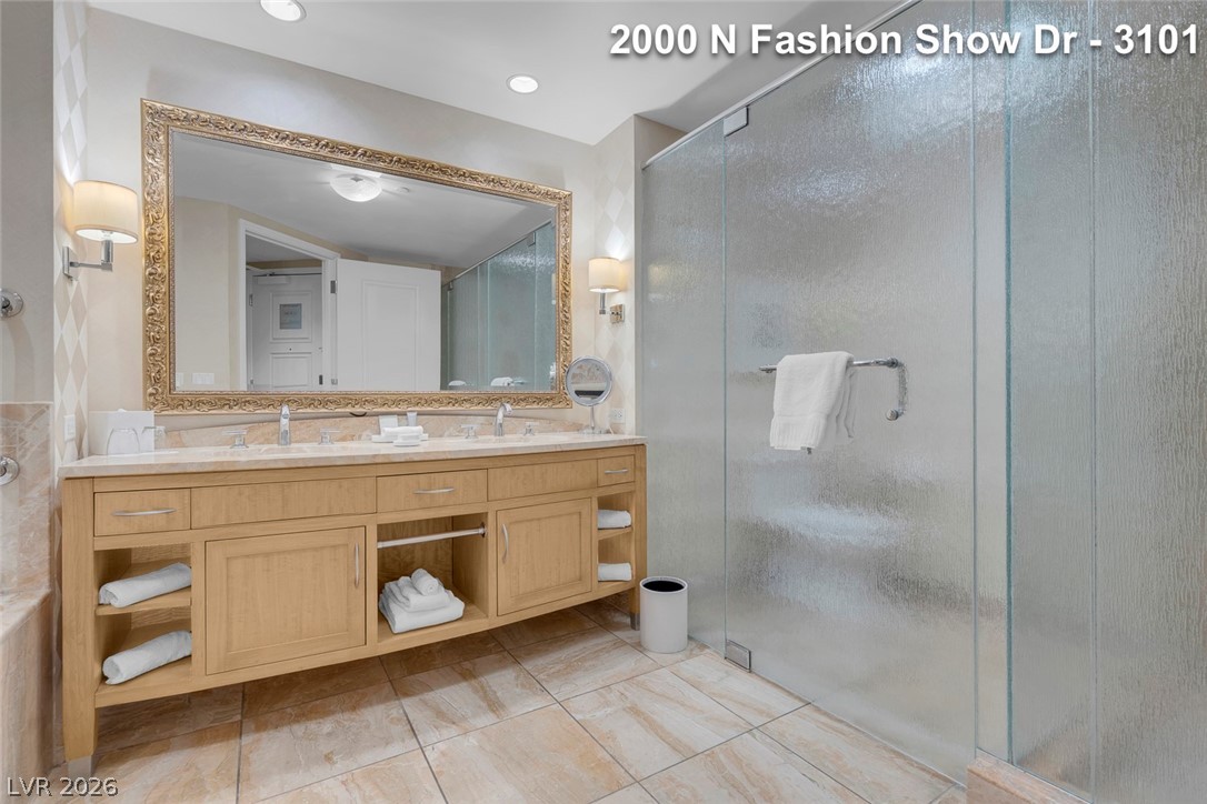 2000 North Fashion Show Drive 3101 Las Vegas NV 89109