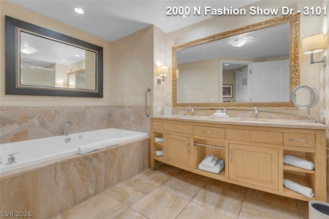 2000 North Fashion Show Drive 3101 Las Vegas NV 89109