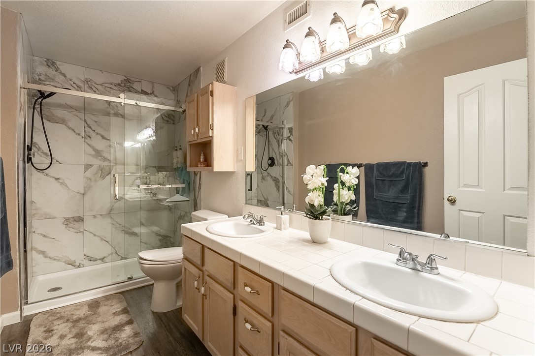 8452 Boseck Drive 287 Las Vegas NV 89145