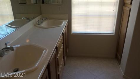 7290 Sheared Cliff Lane 102 Las Vegas NV 89149