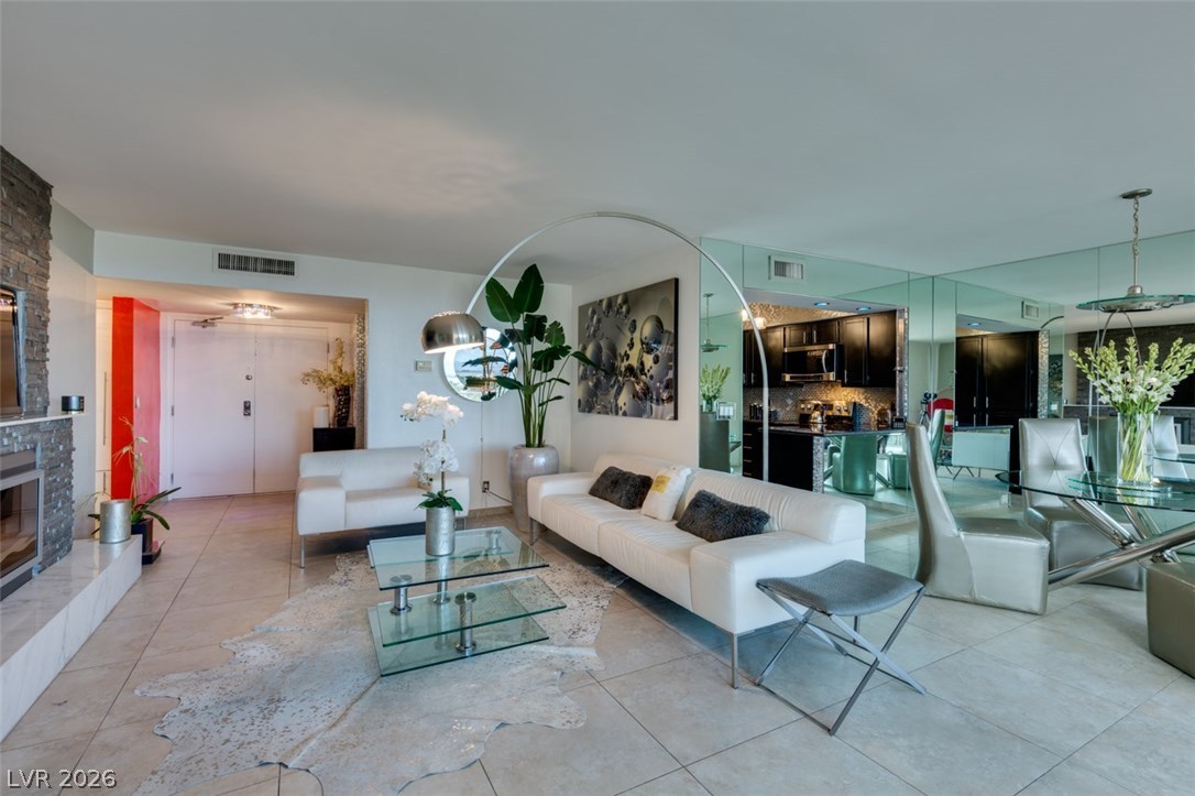 205 East Harmon 807 Las Vegas NV 89169