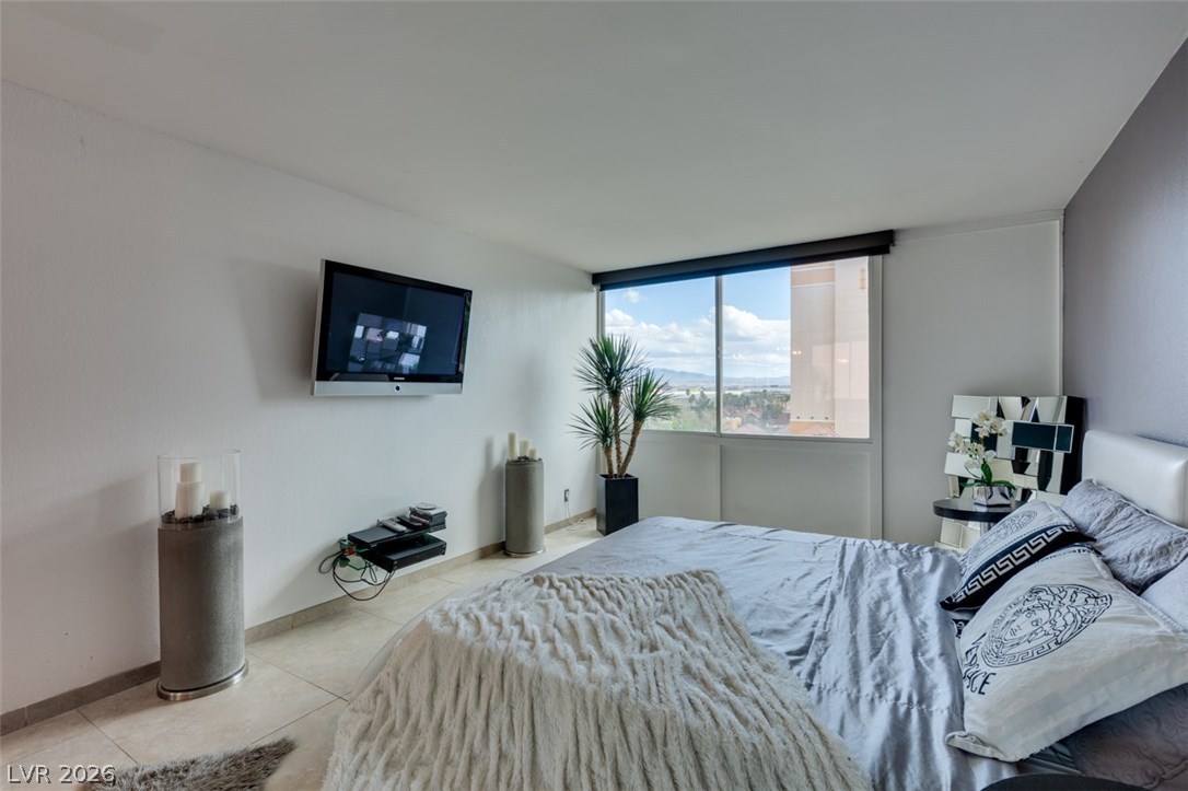 205 East Harmon 807 Las Vegas NV 89169