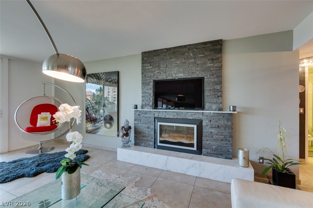 205 East Harmon 807 Las Vegas NV 89169