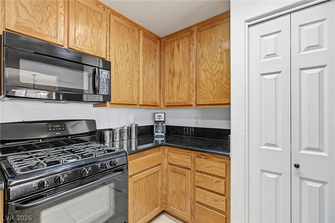 1441 Linnbaker Lane 103 Las Vegas NV 89110