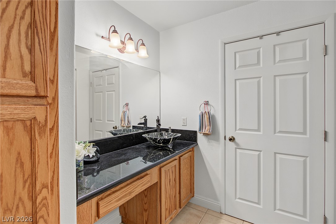1441 Linnbaker Lane 103 Las Vegas NV 89110