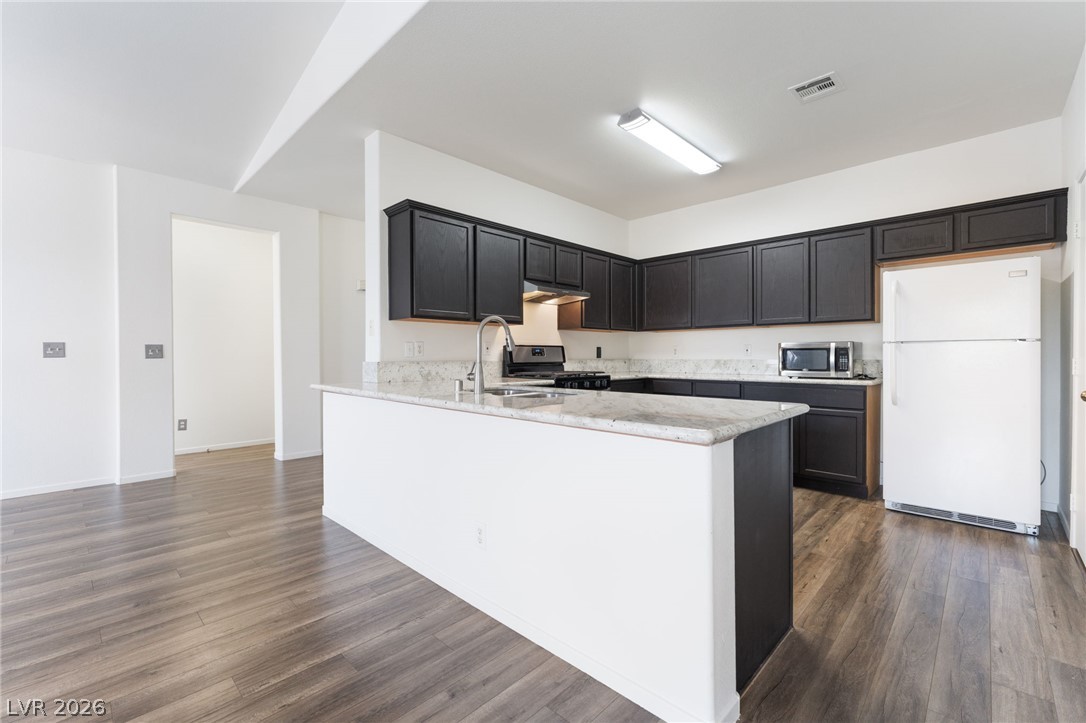 909 Domnus Lane 203 Las Vegas NV 89144