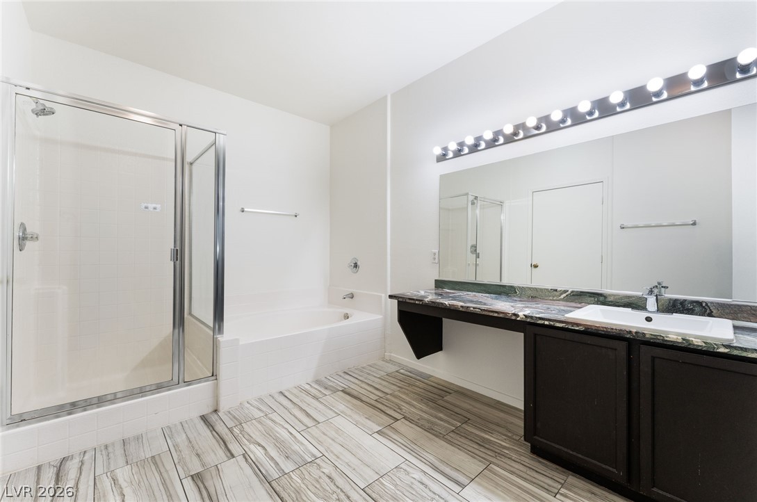 909 Domnus Lane 203 Las Vegas NV 89144