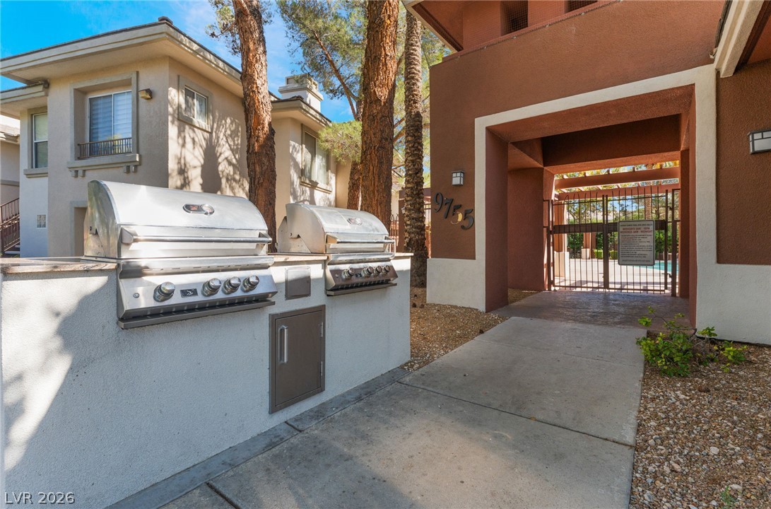 909 Domnus Lane 203 Las Vegas NV 89144