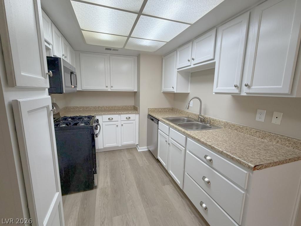 200 Brookside Lane C Las Vegas NV 89107