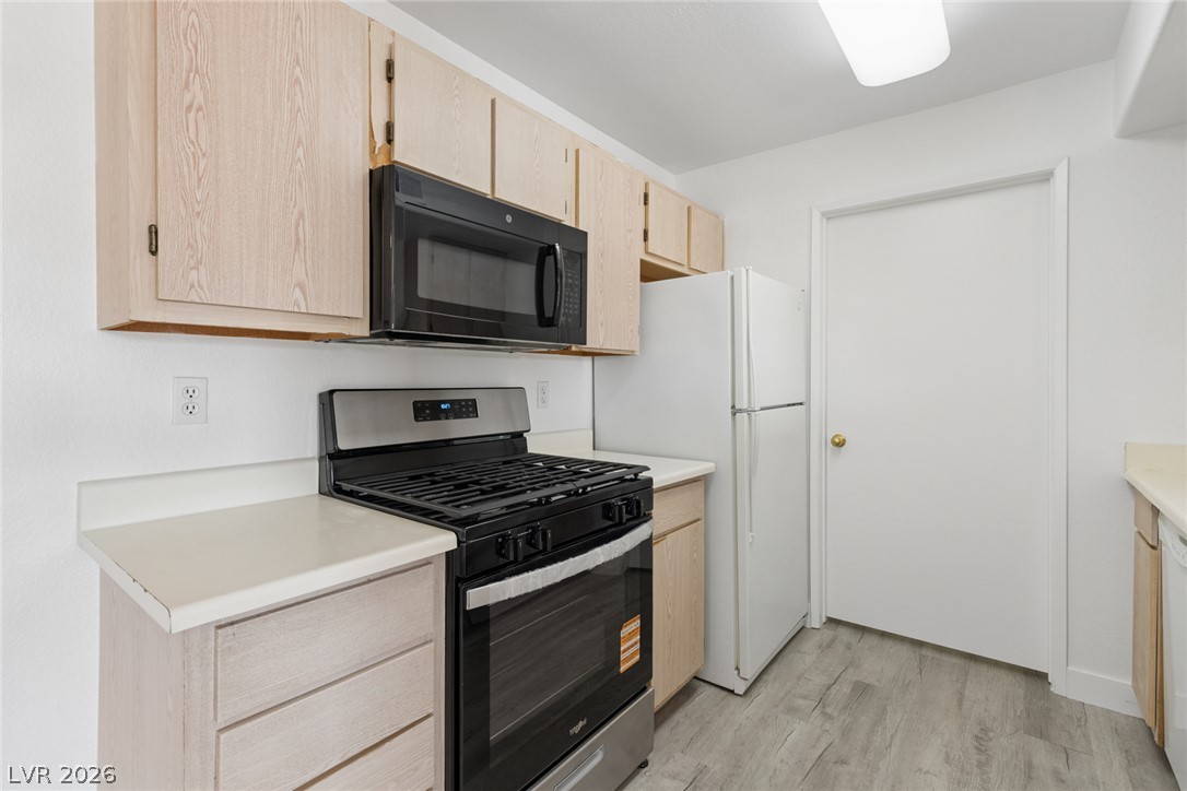 7885 West Flamingo Road 2152 Las Vegas NV 89147