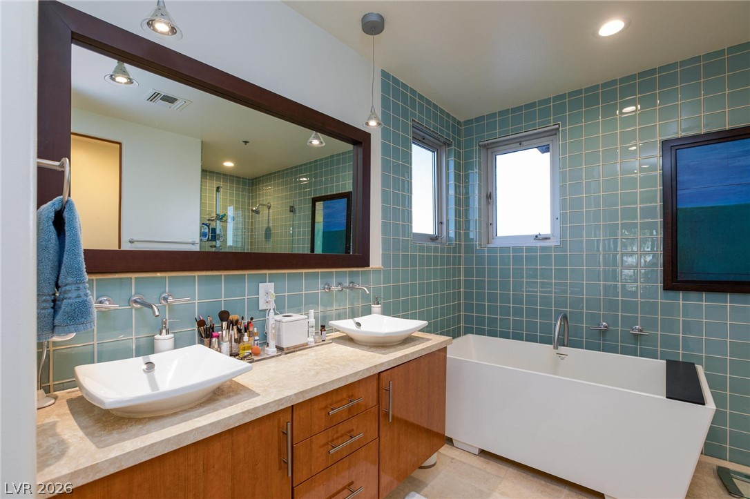 11441 Allerton Park Drive 401 Las Vegas NV 89135