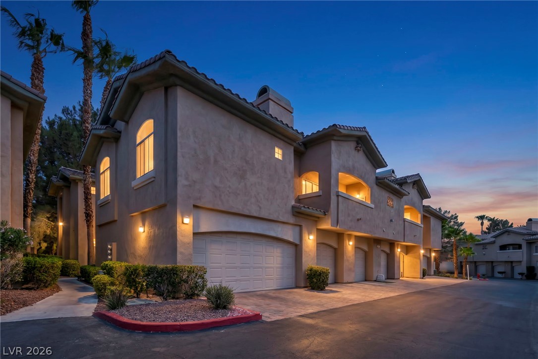 1708 Sky Of Red Drive 104 Las Vegas NV 89128