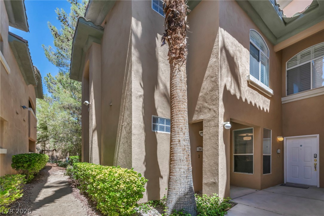1708 Sky Of Red Drive 104 Las Vegas NV 89128